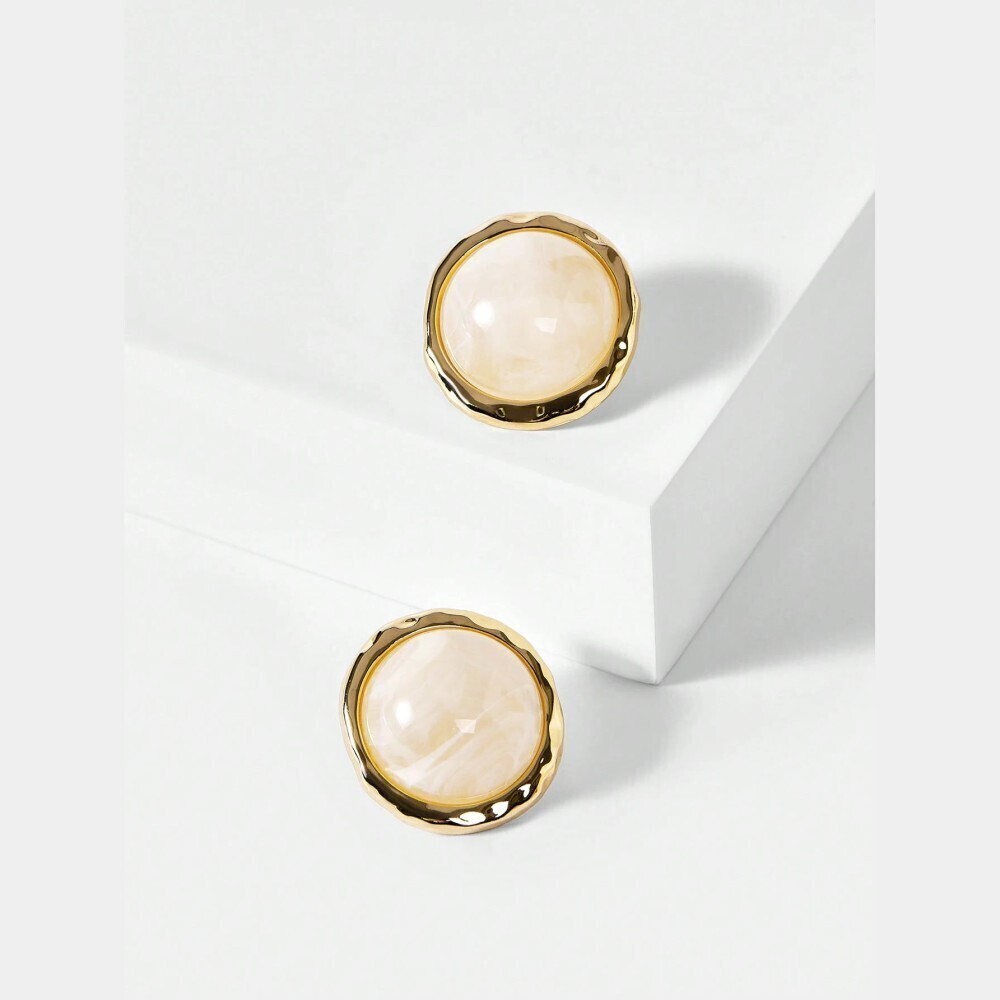 Cream Cabochon Gold Hammered Rim Stud Earrings